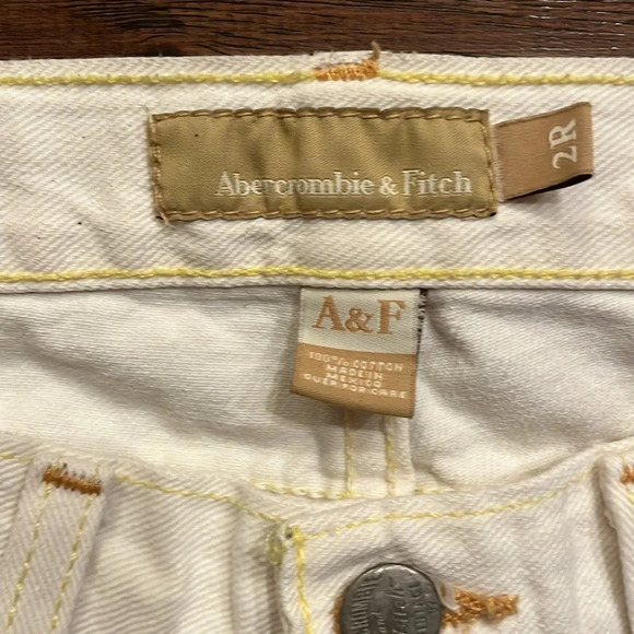 Abercrombie & Fitch Vintage Five Pocket Flare Jeans Size 2R - Picture 2 of 8